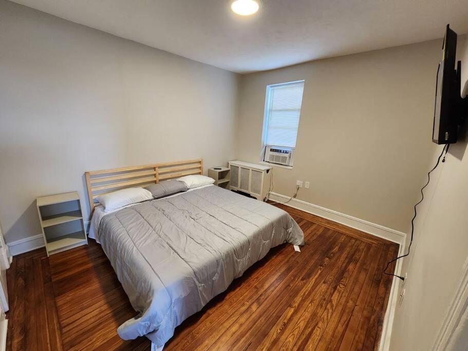 Апартаменты Elegant 2 Bed Gem! Mins From Nyc Юнион-Сити Экстерьер фото
