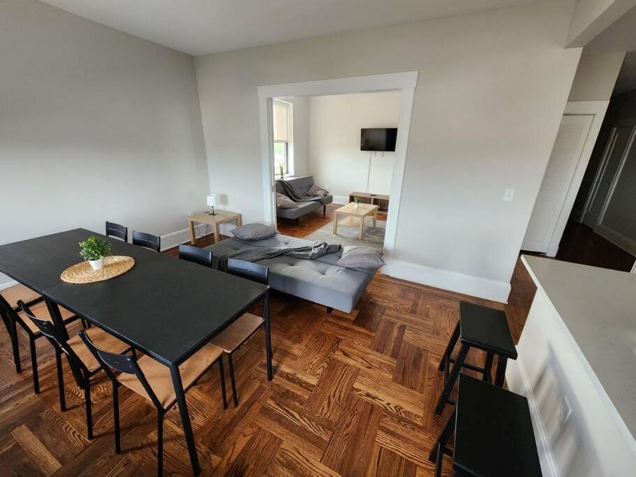 Апартаменты Elegant 2 Bed Gem! Mins From Nyc Юнион-Сити Экстерьер фото